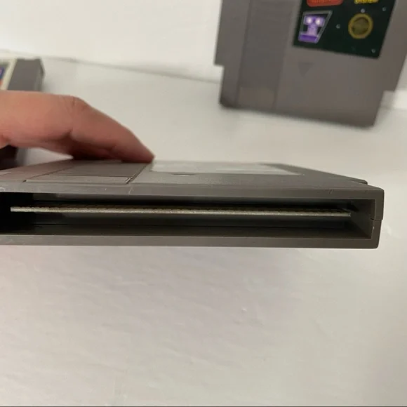 Vintage Nintendo NES Games Lot of 3 World Runner Monopoly Gyromite Tested Works - Picture 5 of 10